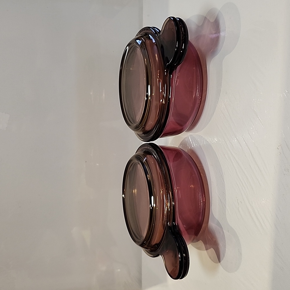 Corningware vision crab it bowl p-150-b cranberry colorand brown color lid
